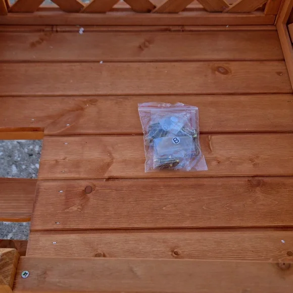 Wooden Pet Cat /PuppyHouse W/ Stairs - Picture 7 of 8